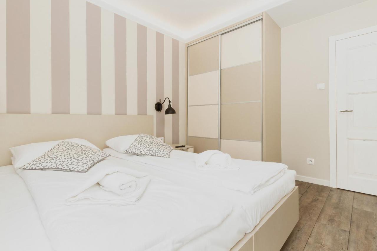 Apartments Aura Gdansk By Renters Exterior photo